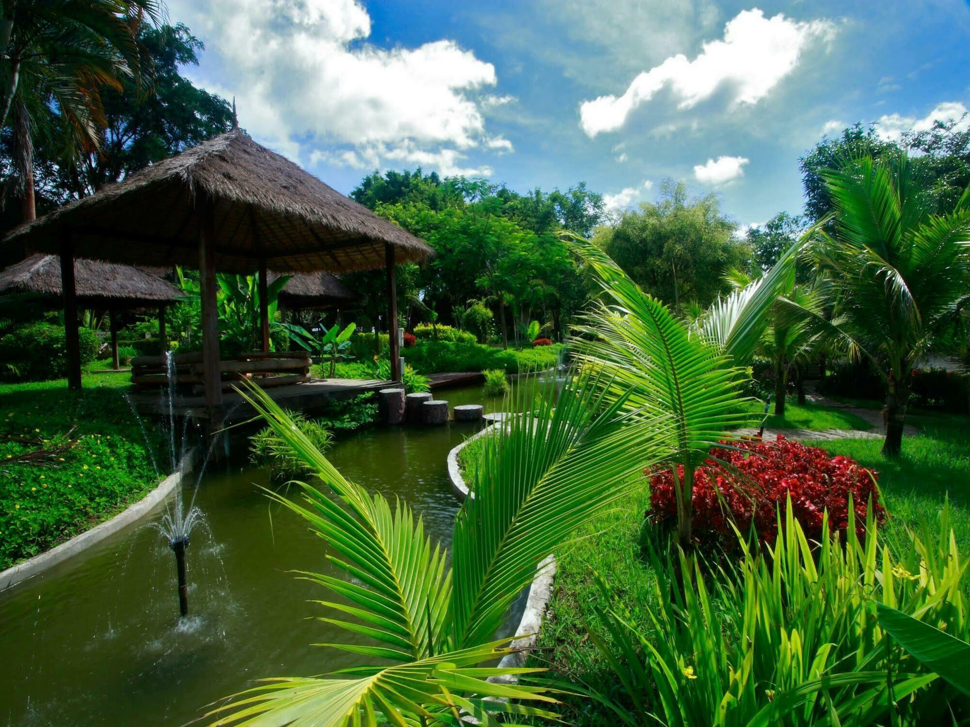 Suansawan Resort Чиангмай Екстериор снимка
